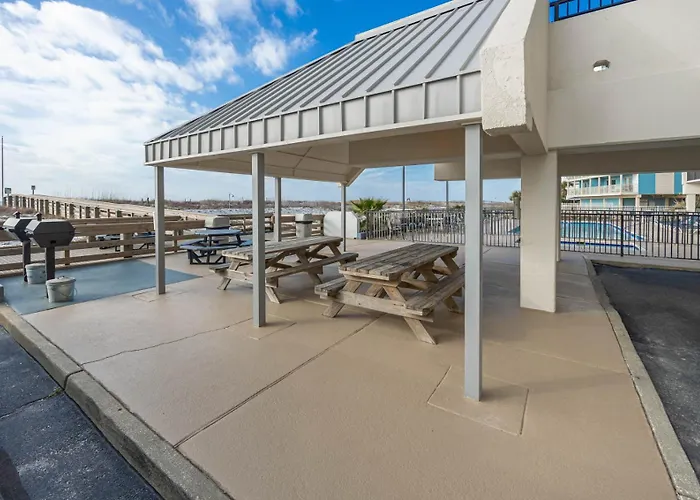 Apartment Island Winds West 179 *