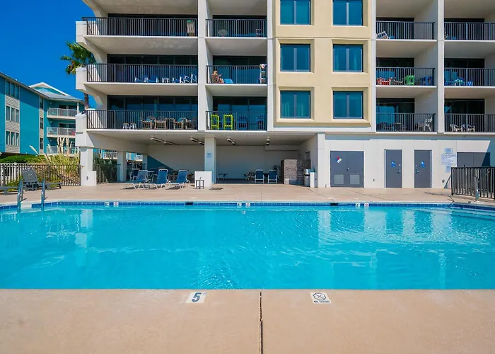 Apartment Island Winds West 179