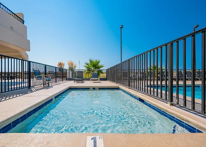 Apartment Island Winds West 179 *